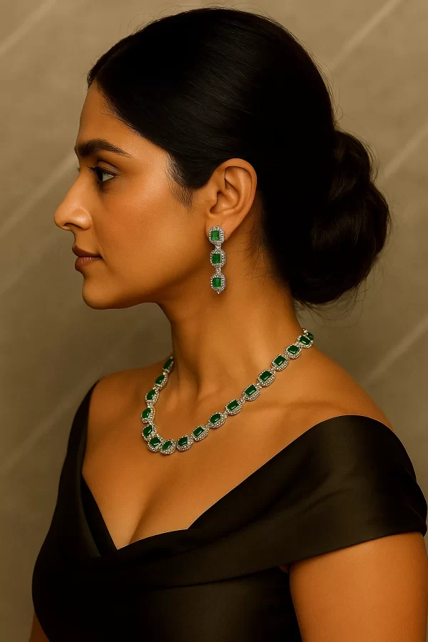 Emerald Elegance Statement Set 4